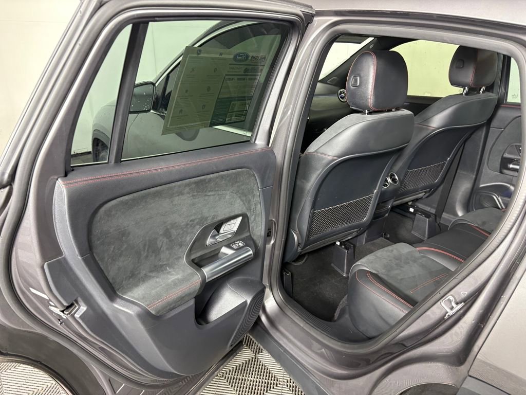 Used 2023 Mercedes-Benz GLA 250 4MATIC image 28