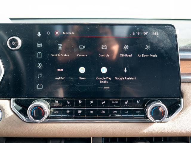 Used 2023 GMC Canyon Denali image 25