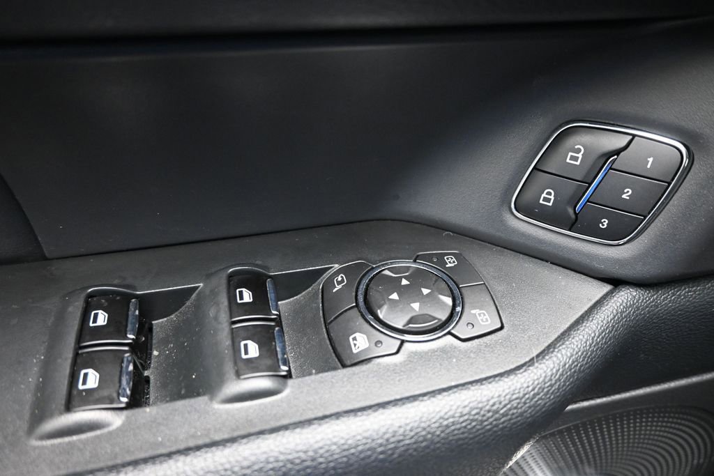 Certified 2023 Ford Expedition Max XLT RWD image 12