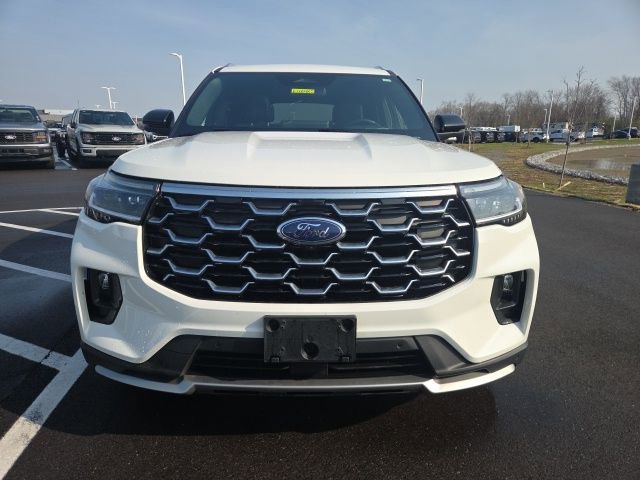 Certified 2025 Ford Explorer Platinum w/ LUX Leather Package image 3