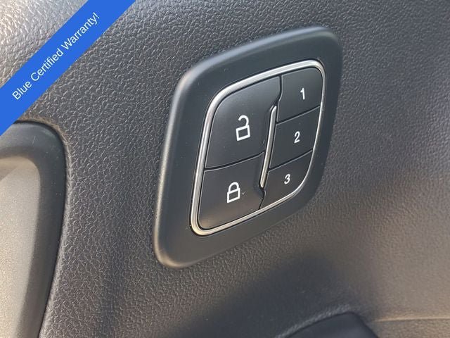Certified 2025 Ford Escape Platinum AWD/4WD image 9