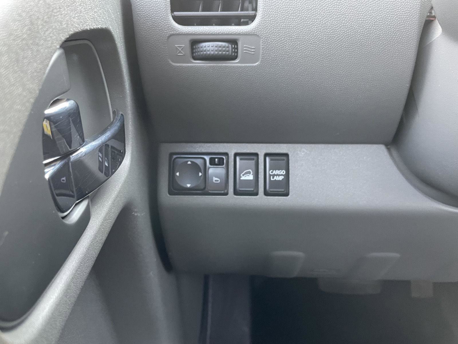 Used 2019 Nissan Frontier SV w/ Value Truck Package AWD/4WD image 28