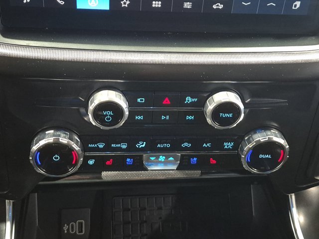 Certified 2025 Ford F150 Raptor AWD/4WD image 26
