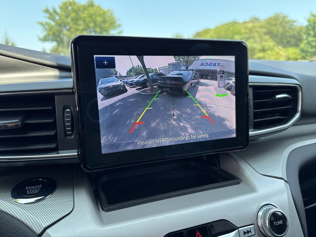 Certified 2023 Ford Explorer XLT w/ Equipment Group 202A image 18