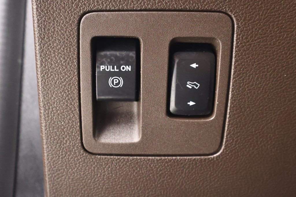 Certified 2020 Ford F150 King Ranch w/ Equipment Group 601A Luxury image 32