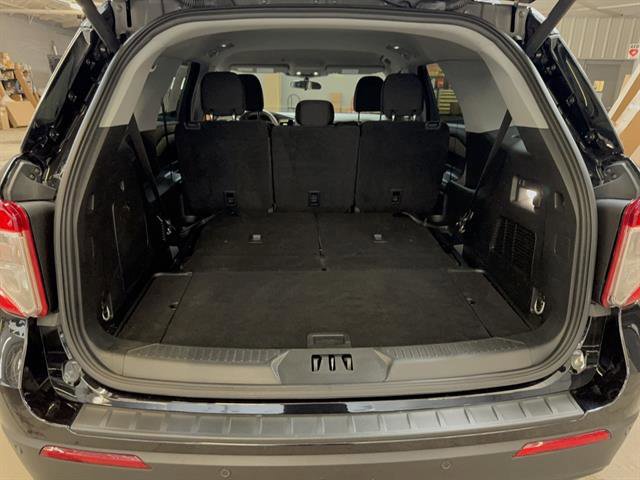 Certified 2024 Ford Explorer XLT image 11