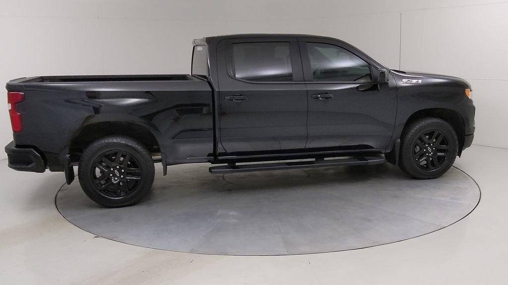 Used 2024 Chevrolet Silverado 1500 RST w/ Z71 Off-Road Package AWD/4WD image 12