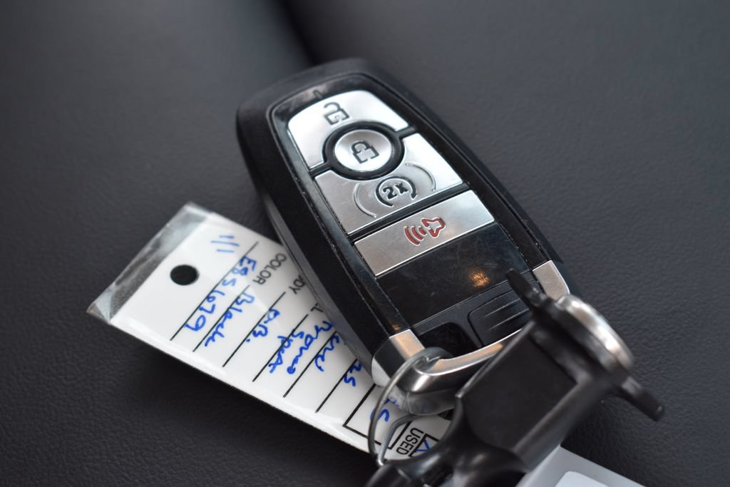 Certified 2025 Ford Bronco Sport Outer Banks w/ Outer Banks Tech Package+ AWD/4WD image 36