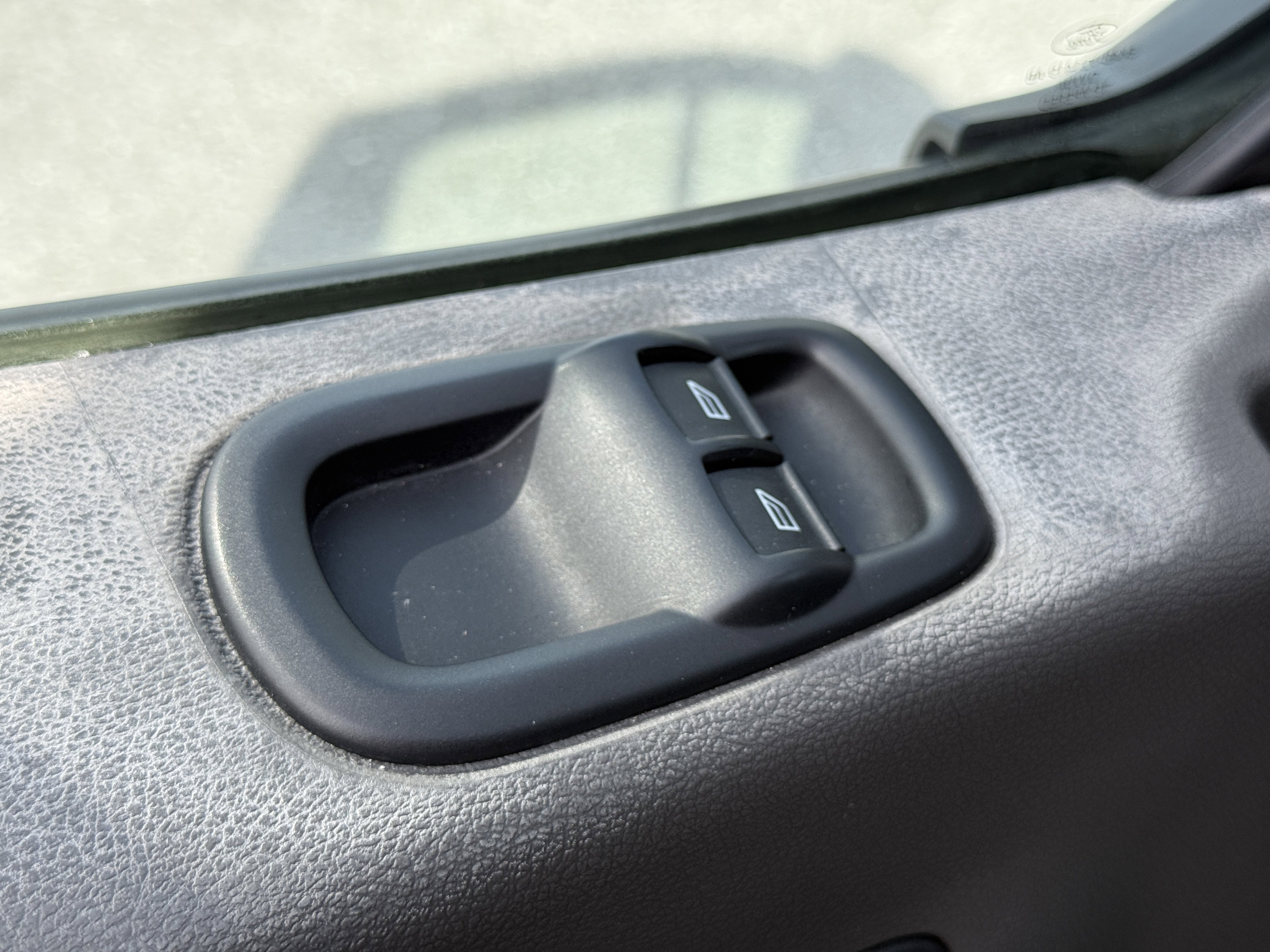 Certified 2020 Ford Transit 250 image 18