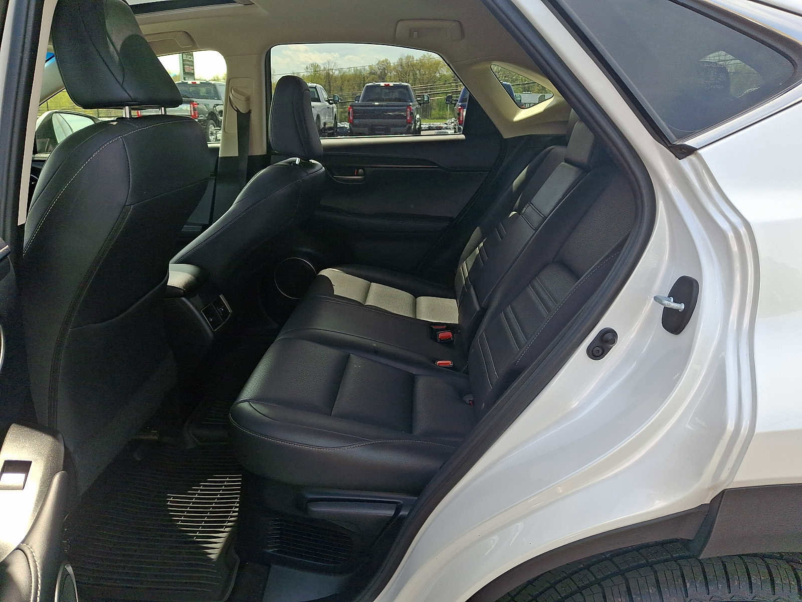 Used 2017 Lexus NX 200t AWD w/ Premium Package image 10