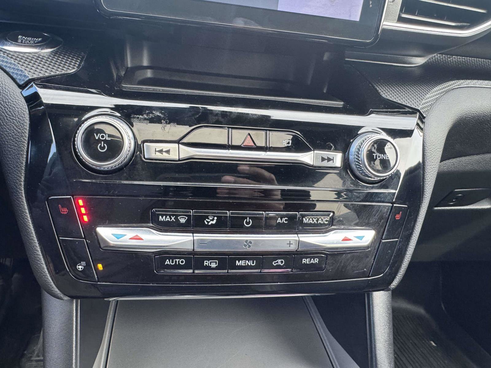 Certified 2023 Ford Explorer ST-Line w/ Class IV Trailer Tow Package image 32