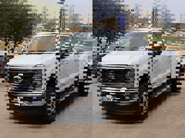 Certified 2023 Ford F350 Lariat w/ FX4 Off-Road Package image 2