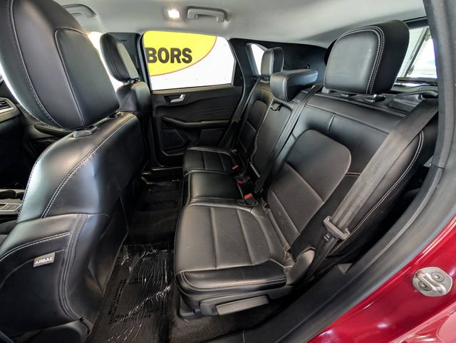 Certified 2024 Ford Escape Platinum AWD/4WD image 27