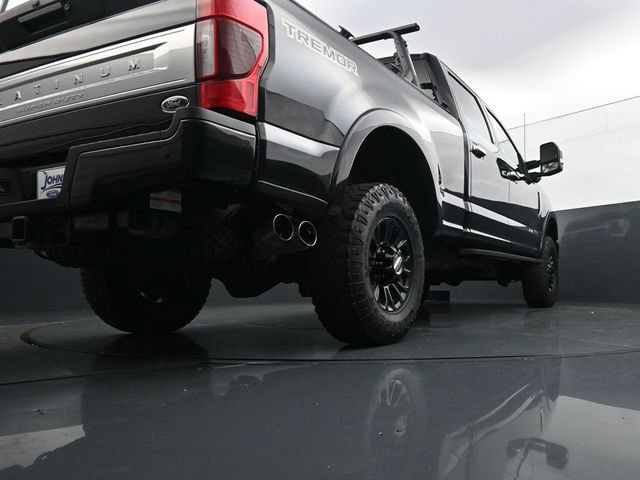 Certified 2022 Ford F350 Platinum w/ Tremor Off-Road Package AWD/4WD image 31