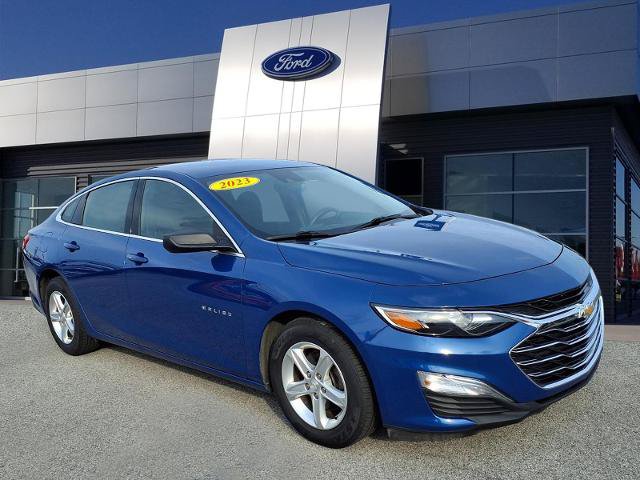 Used 2023 Chevrolet Malibu LS FWD image 1