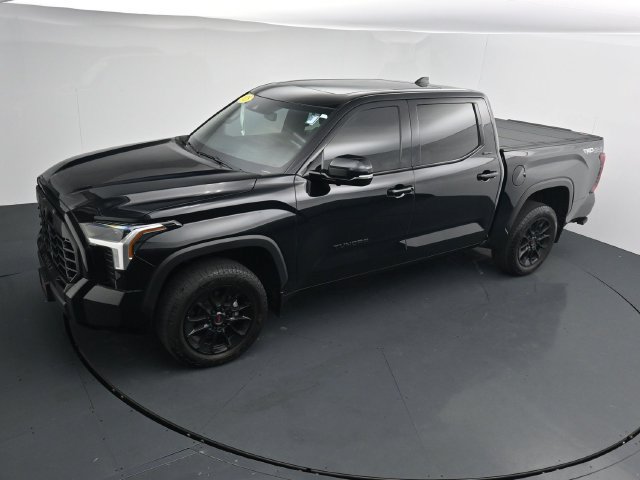 Used 2025 Toyota Tundra Limited w/ TRD Off-Road Package AWD/4WD image 33