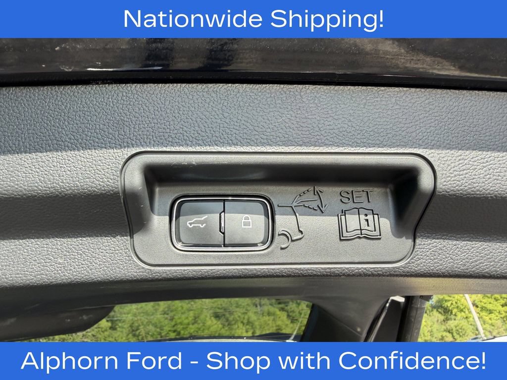 Certified 2023 Ford Explorer XLT w/ Equipment Group 202A AWD/4WD image 30