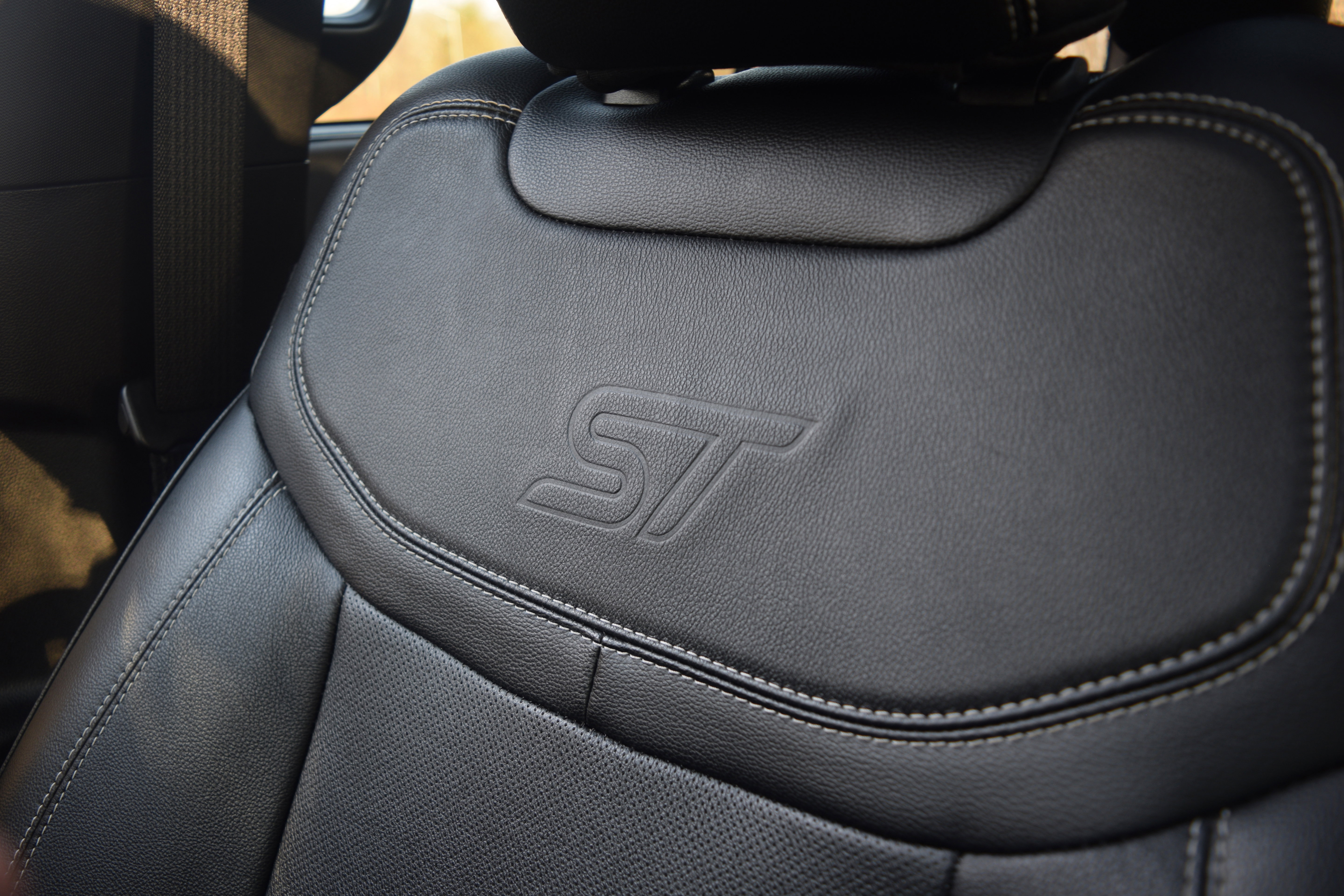 Certified 2023 Ford Explorer ST w/ Equipment Group 401A image 20