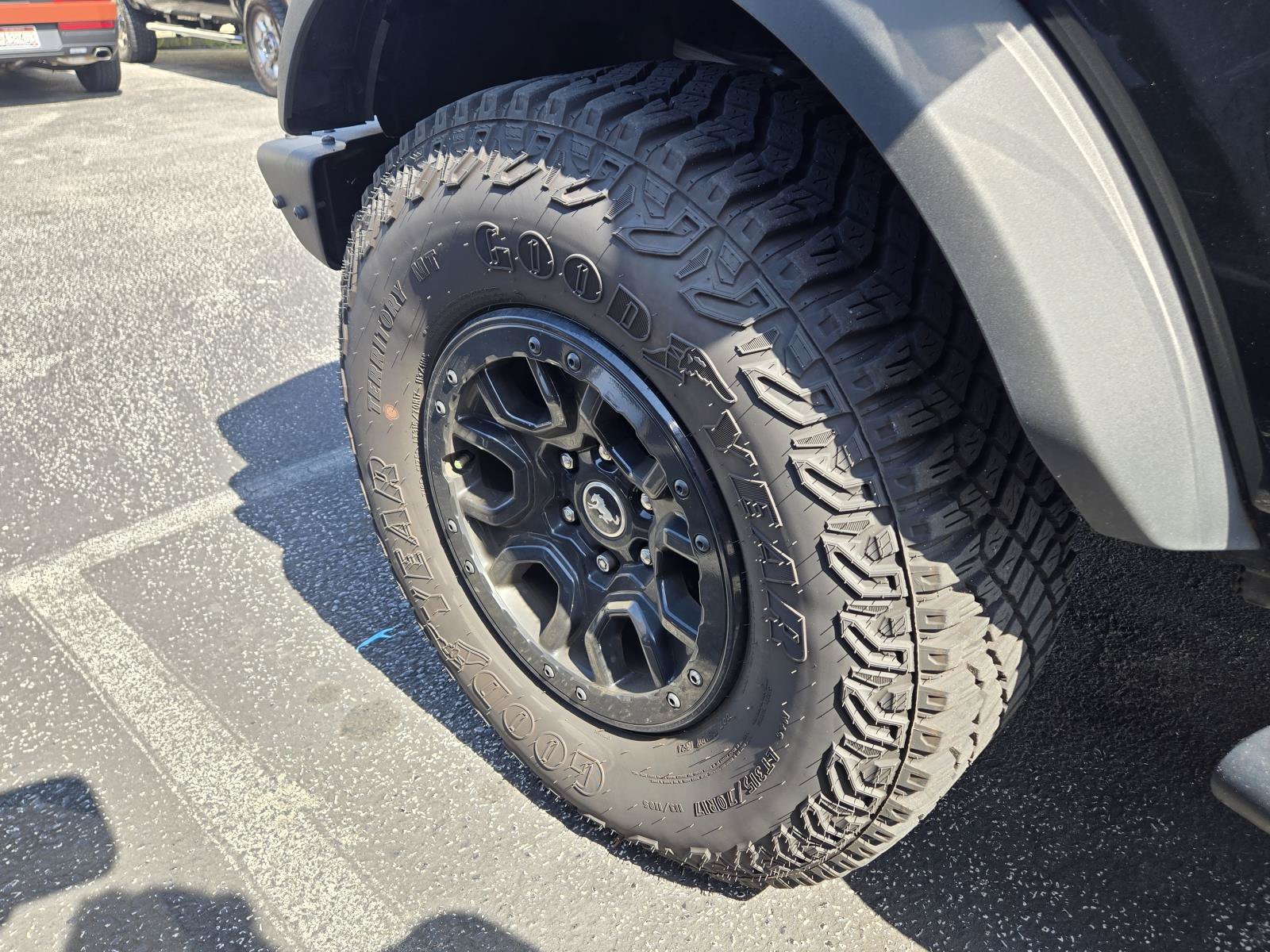 Certified 2024 Ford Bronco Wildtrak AWD/4WD image 5