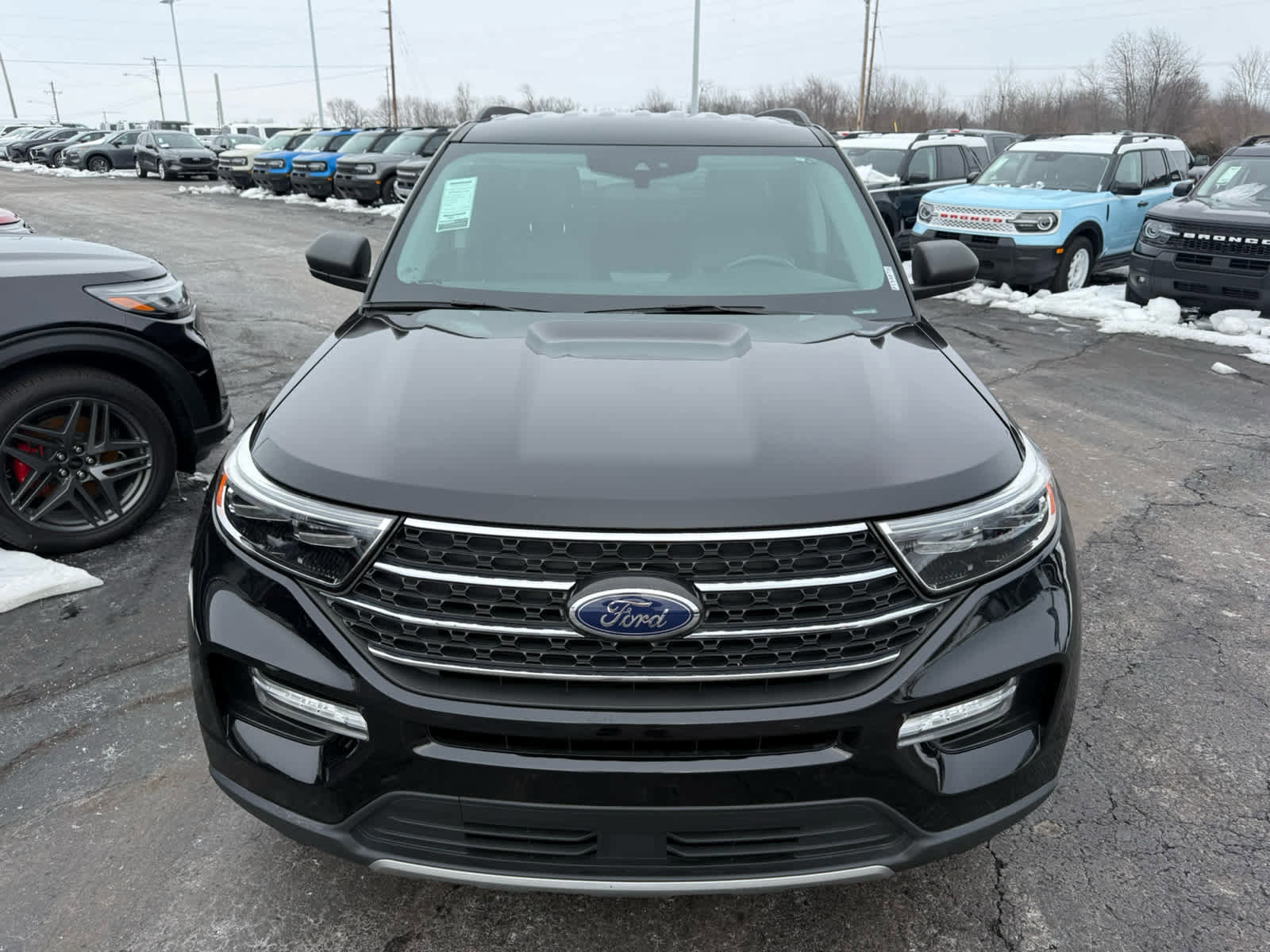 Certified 2023 Ford Explorer XLT w/ Equipment Group 202A image 8