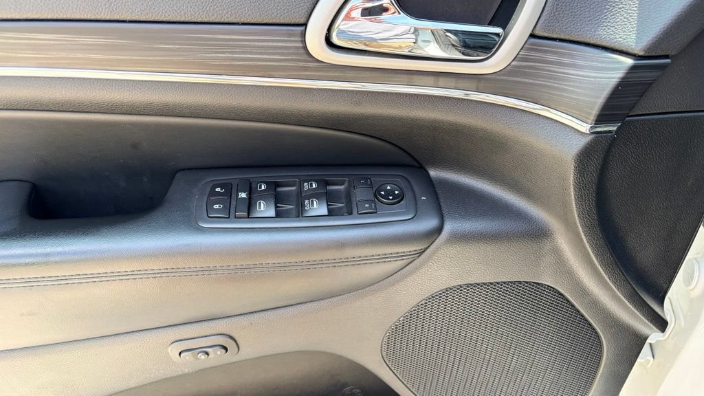 Used 2020 Jeep Grand Cherokee Limited RWD image 23