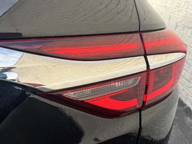 Used 2020 Buick Enclave Avenir w/ Avenir Technology Package image 12