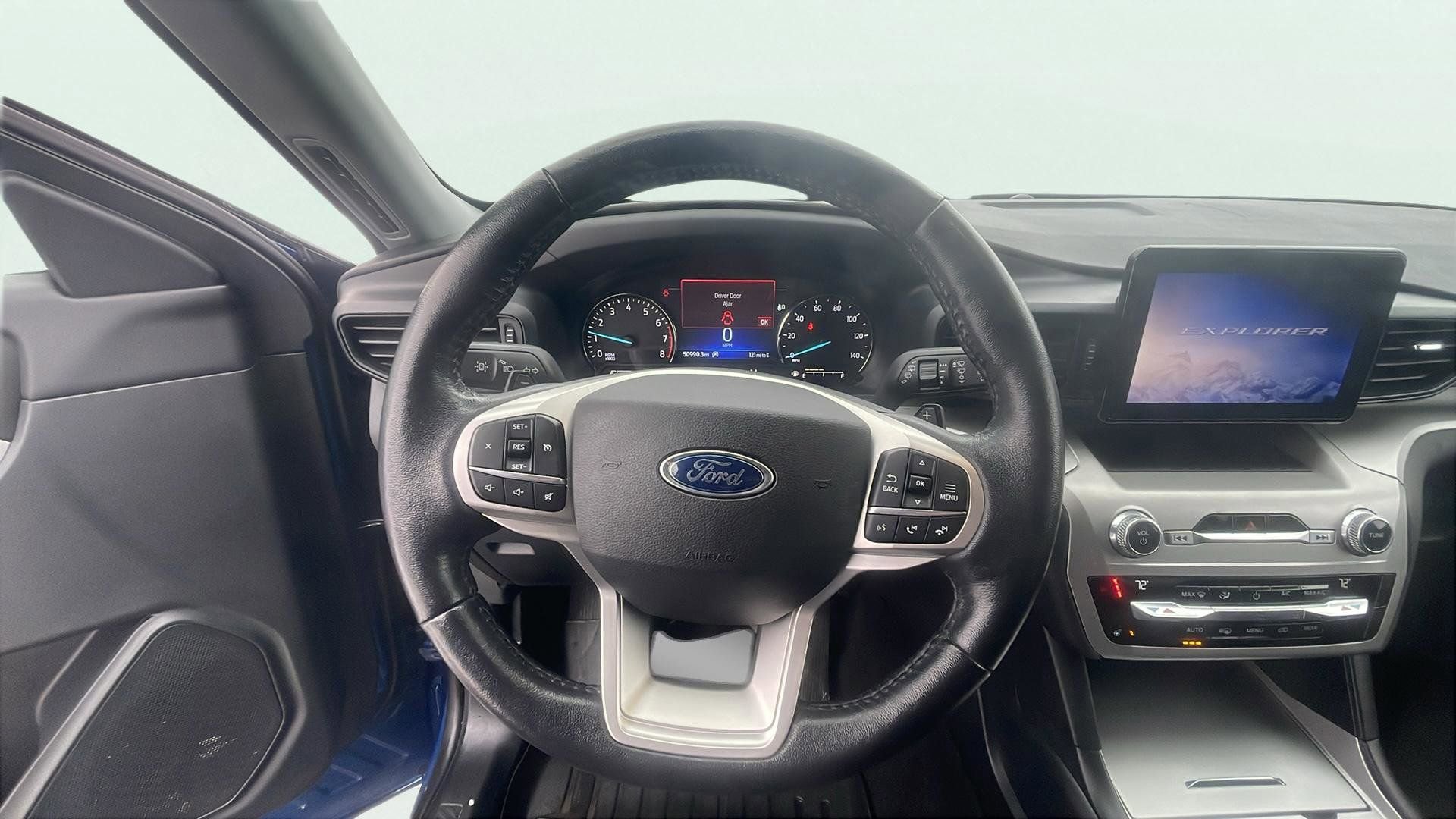 Certified 2020 Ford Explorer XLT w/ Comfort Package image 17