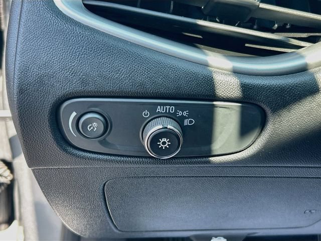 Used 2024 Chevrolet Malibu LT FWD image 14