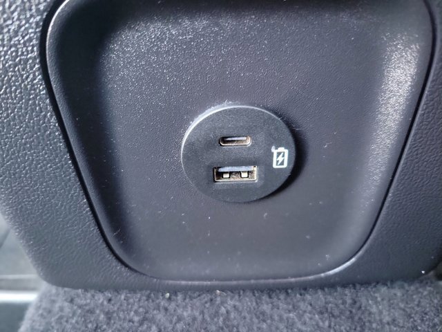 Certified 2022 Ford Escape Titanium w/ Titanium Premium Package image 17