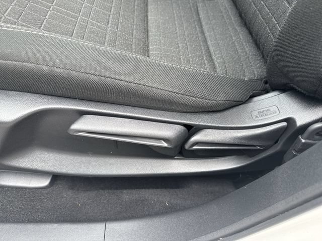 Used 2025 Honda HR-V LX image 12