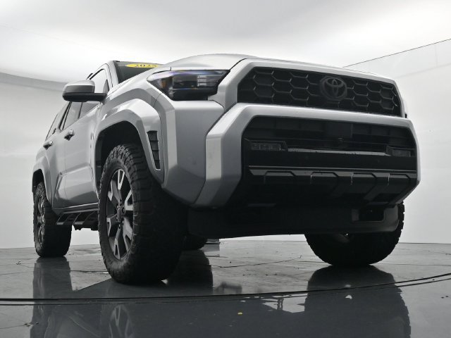 Used 2025 Toyota 4Runner TRD Sport AWD/4WD image 31