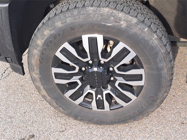 Used 2024 GMC Sierra 2500 Denali Ultimate image 16