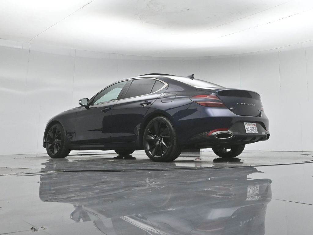 Used 2023 Genesis G70 3.3T w/ Sport Advanced Package RWD image 4