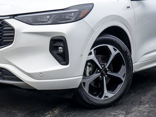 Certified 2024 Ford Escape ST-Line Elite w/ Premium Technology Package image 8