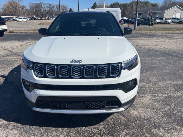 Used 2024 Jeep Compass Limited image 9