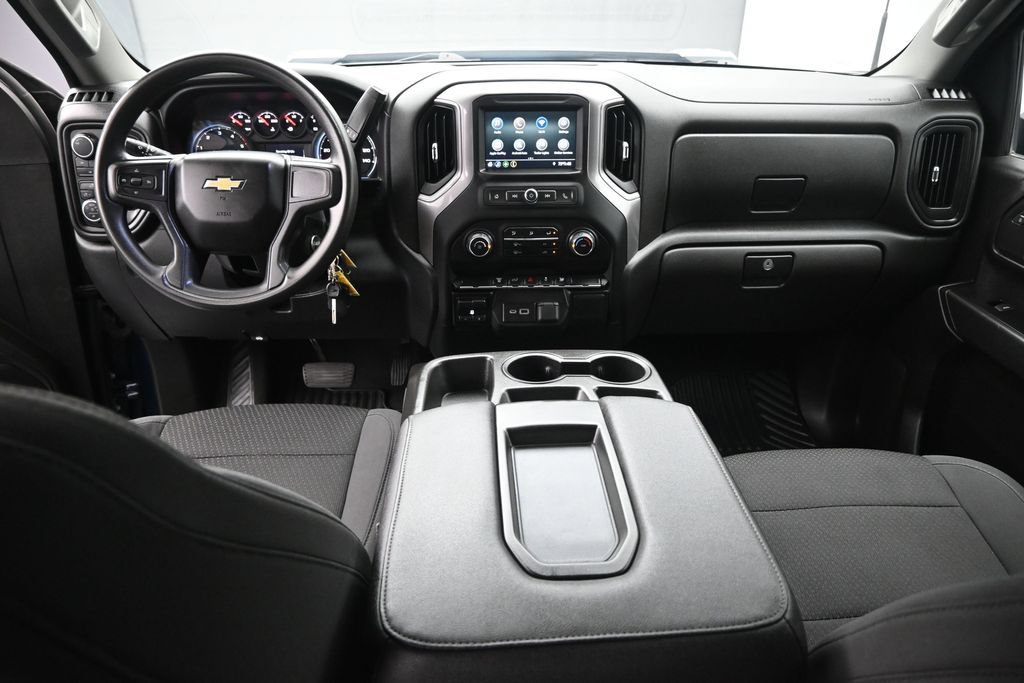 Used 2022 Chevrolet Silverado 2500 Custom w/ Custom Value Package AWD/4WD image 21