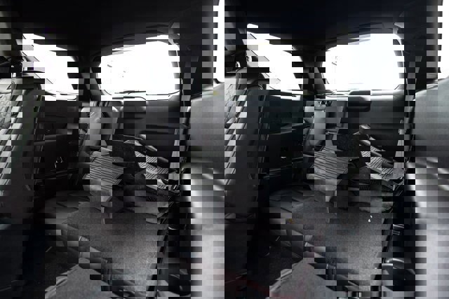 Certified 2025 Ford Explorer Platinum w/ Ultimate Package AWD/4WD image 10