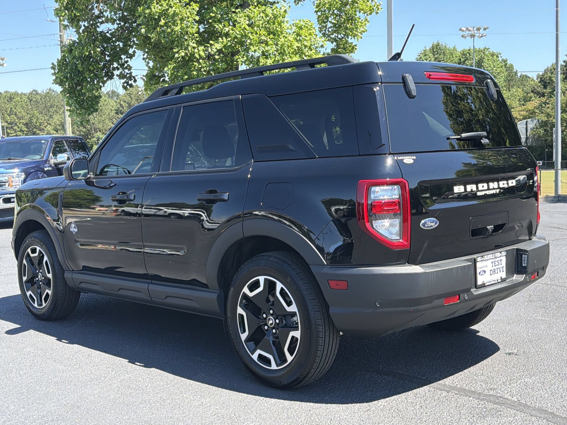Certified 2024 Ford Bronco Sport Outer Banks w/ Tech Package AWD/4WD image 28