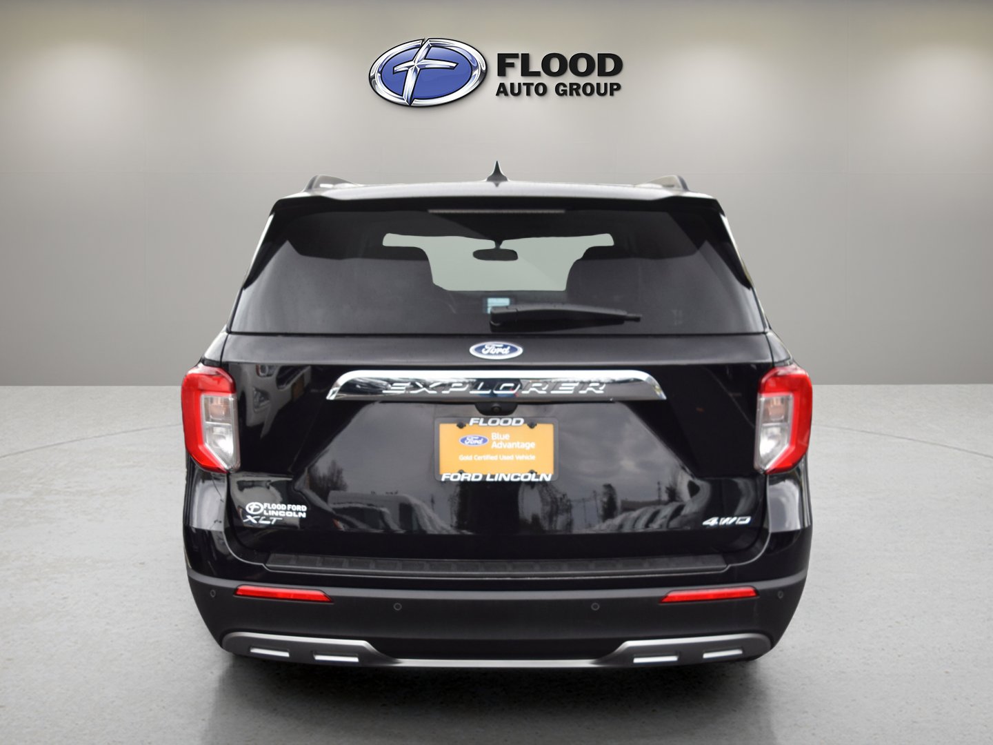 Certified 2023 Ford Explorer XLT w/ Equipment Group 202A image 5