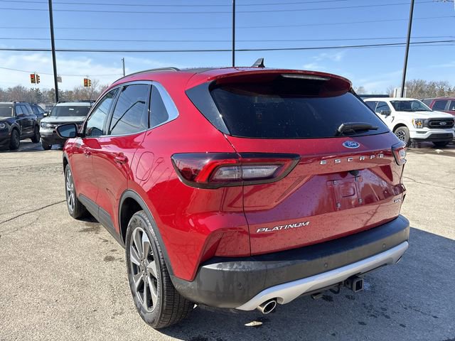 Certified 2023 Ford Escape Platinum w/ Class II Trailer Tow Package image 9