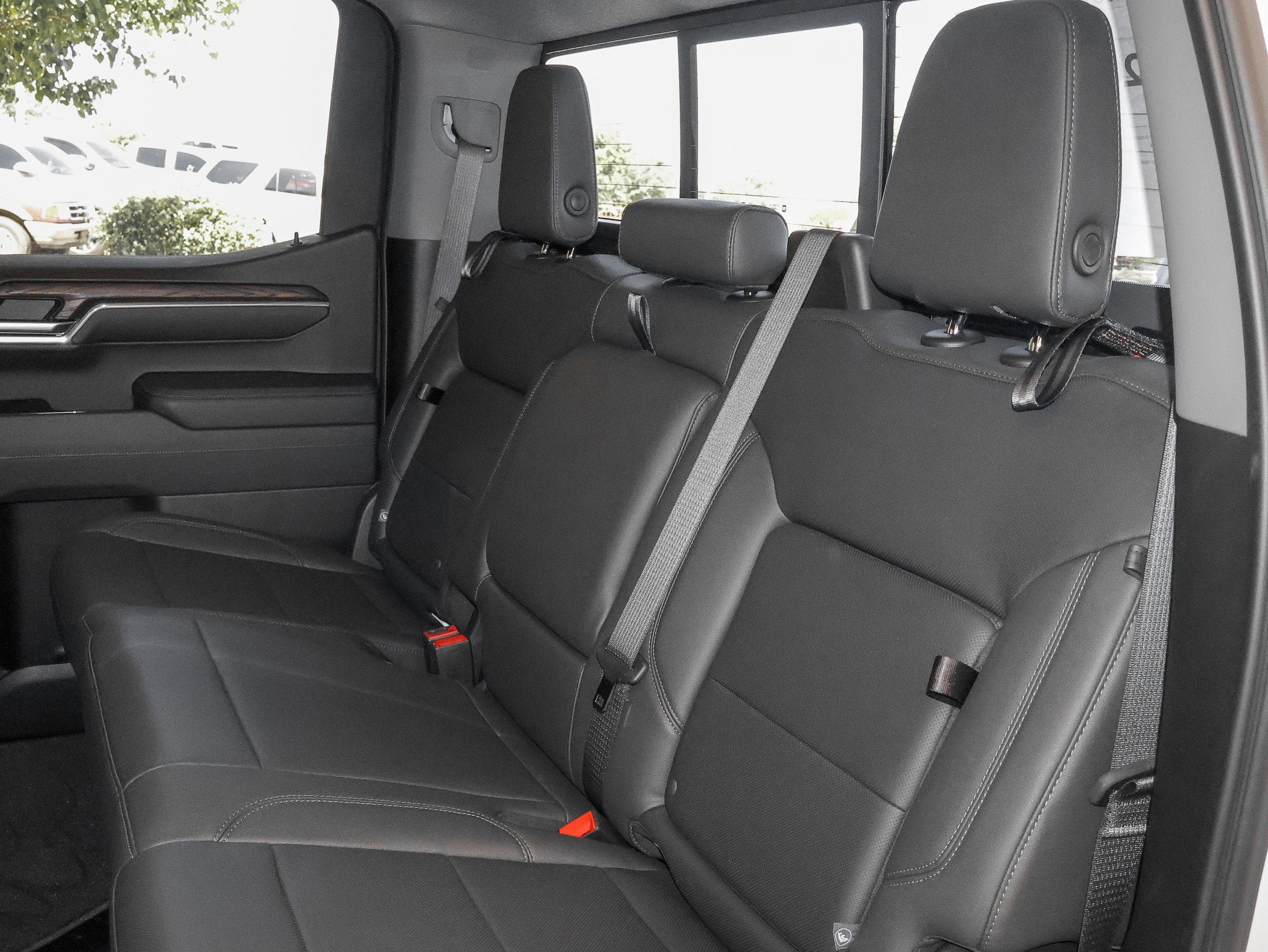 Used 2024 GMC Sierra 1500 SLT w/ SLT Premium Plus Package AWD/4WD image 37