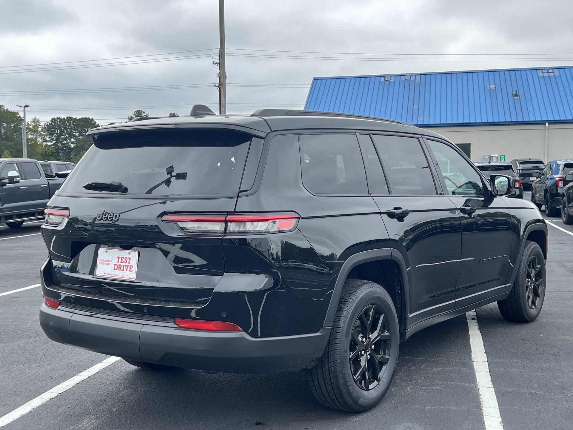 Used 2024 Jeep Grand Cherokee L Altitude image 4