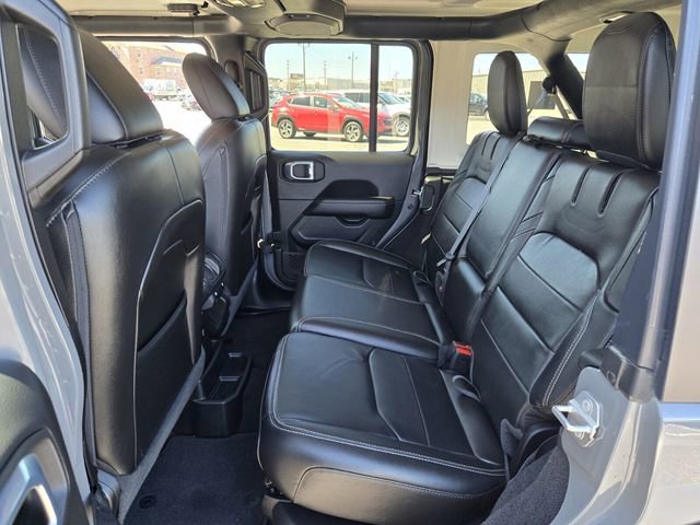 Used 2021 Jeep Wrangler Unlimited Sahara image 12