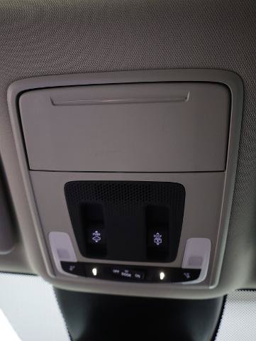 Used 2024 Honda Pilot Touring image 23