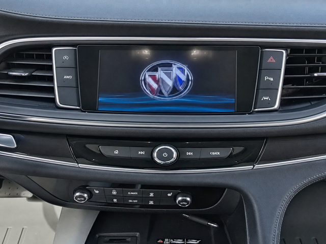 Used 2023 Buick Enclave Essence AWD/4WD image 24