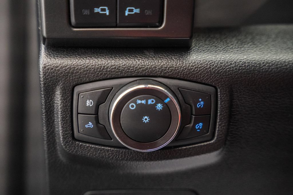 Certified 2019 Ford F150 Lariat w/ Equipment Group 502A Luxury AWD/4WD image 49