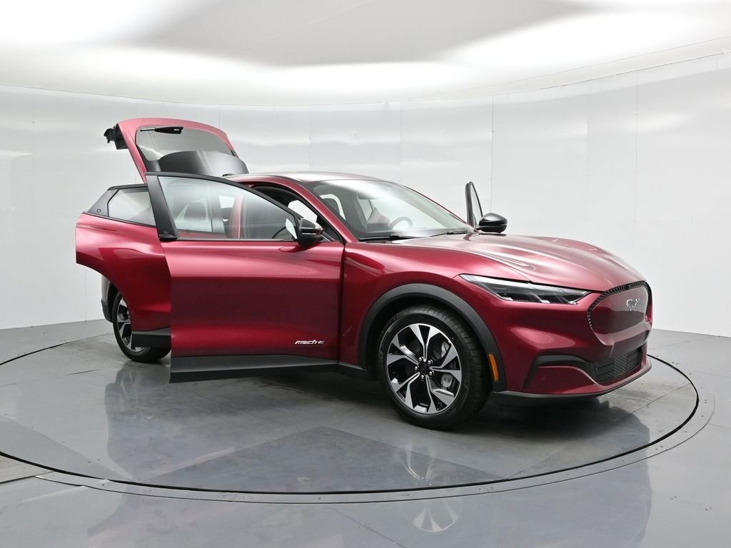 Certified 2025 Ford Mustang Mach-E Select image 32