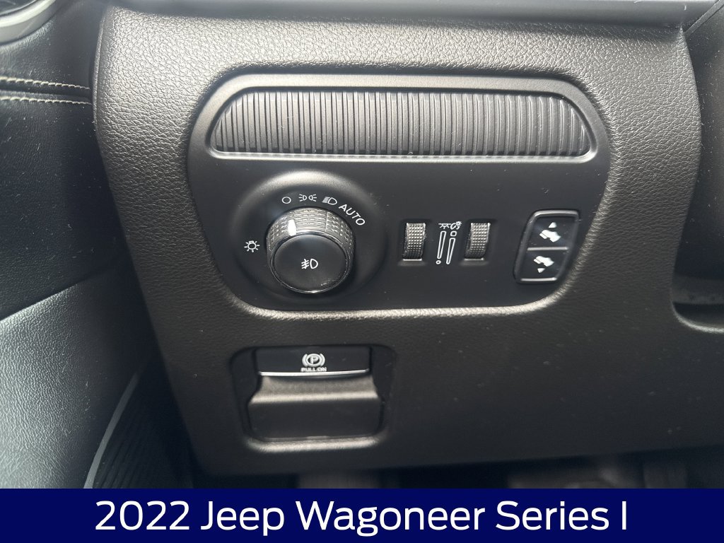 Used 2022 Jeep Wagoneer Series I AWD/4WD image 25
