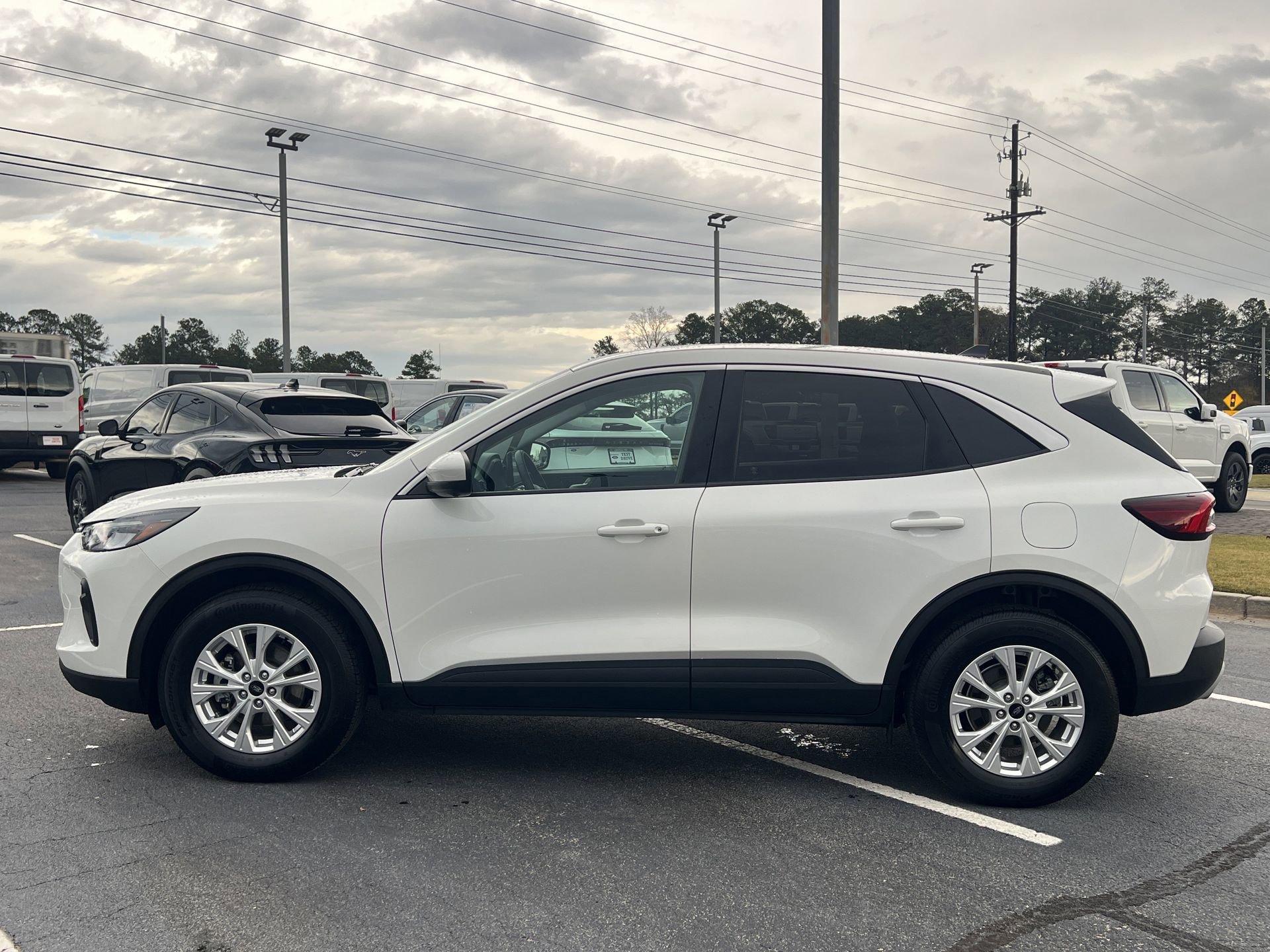 Certified 2023 Ford Escape Active w/ Tech Pack #2 image 27