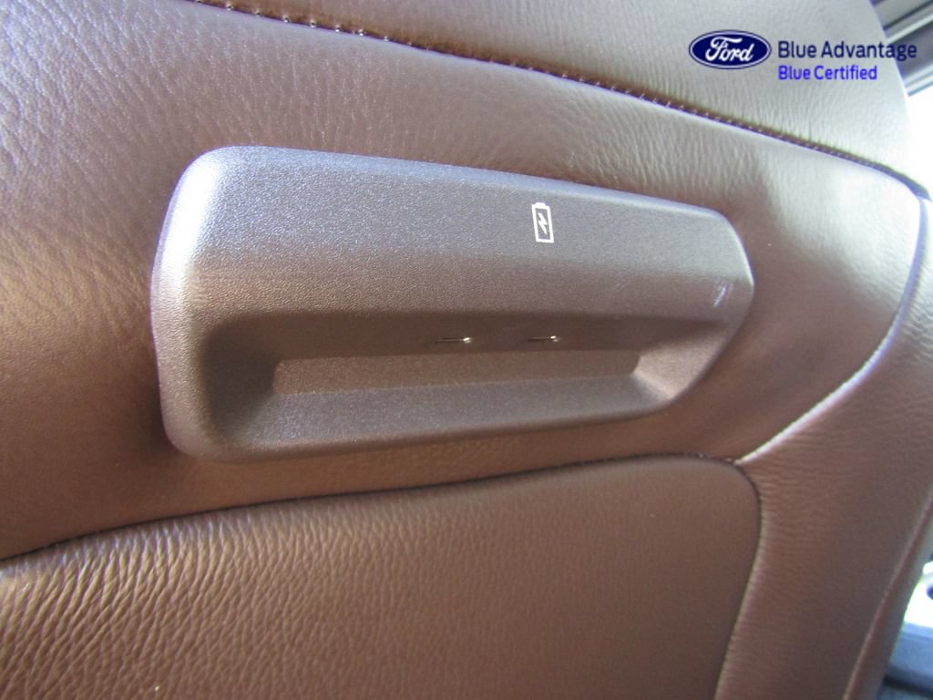 Certified 2025 Ford Expedition King Ranch AWD/4WD image 23
